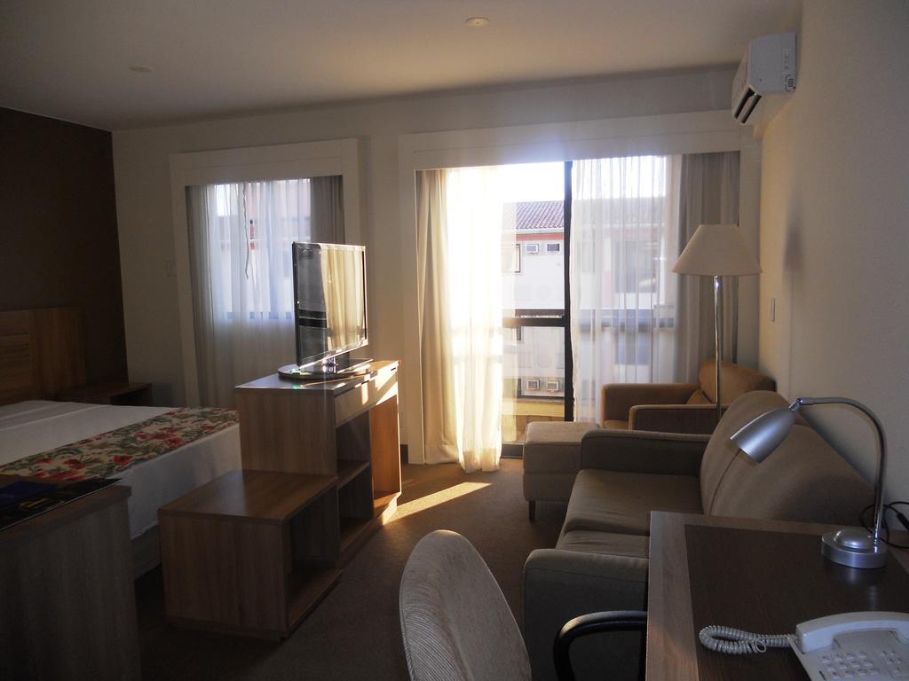 Nobile Lakeside Convention & Resort Brasília Quarto foto